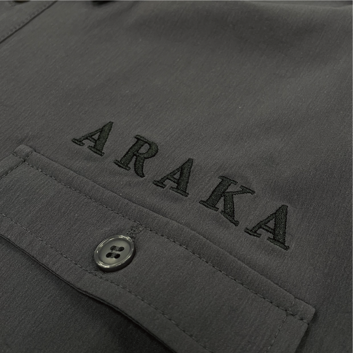 ARAKA刺繍ロングスリーブシャツ