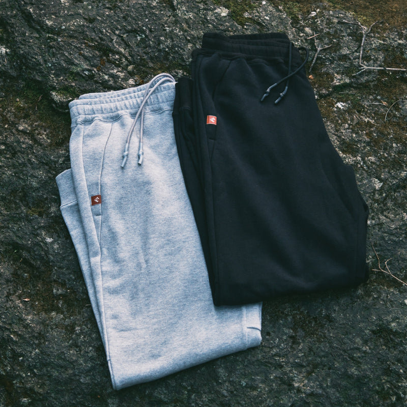 ARAKA YASURAGI - Sweat pants