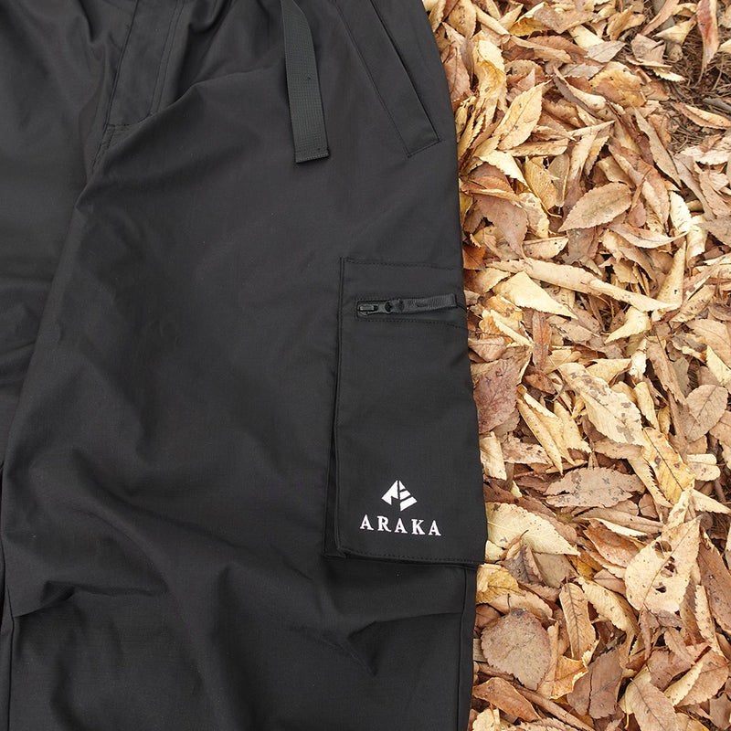 ARAKA UTILITY CARGO PANTS