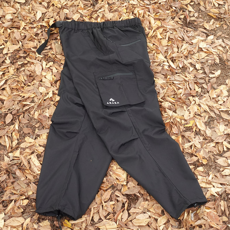 ARAKA UTILITY CARGO PANTS