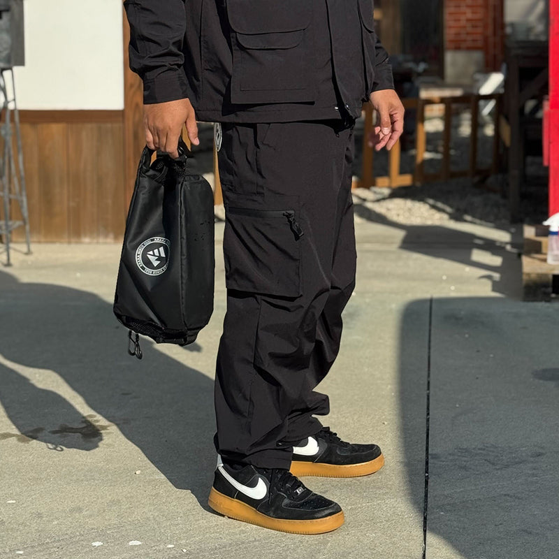 ARAKA UTILITY CARGO PANTS