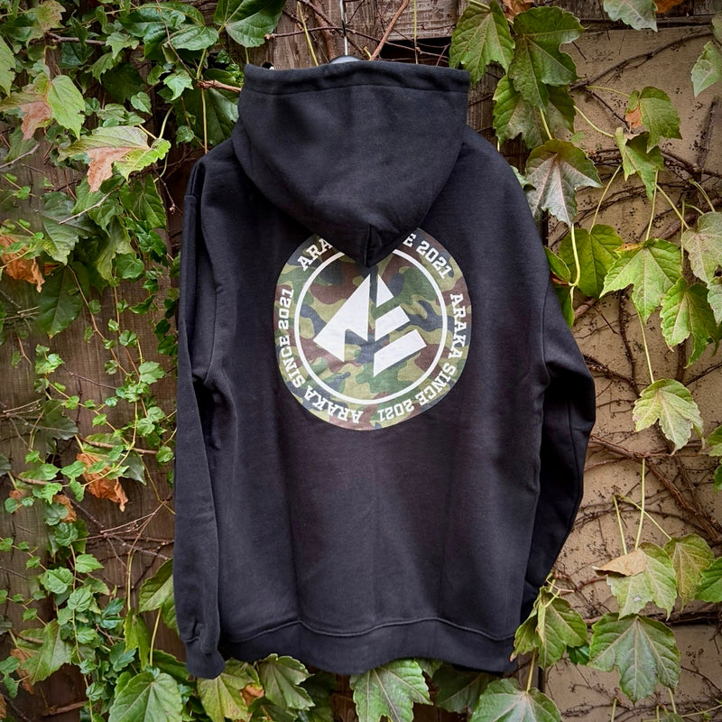 ARAKA CIRCLE LOGO ZIP HOODIE (KAMO)