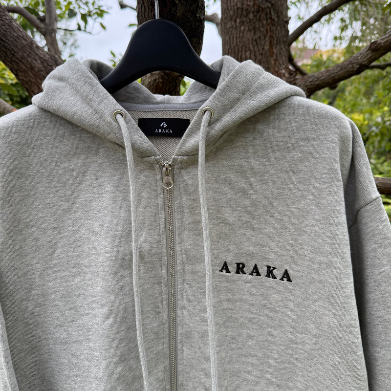 ARAKA CIRCLE LOGO ZIP HOODIE (KAMO)