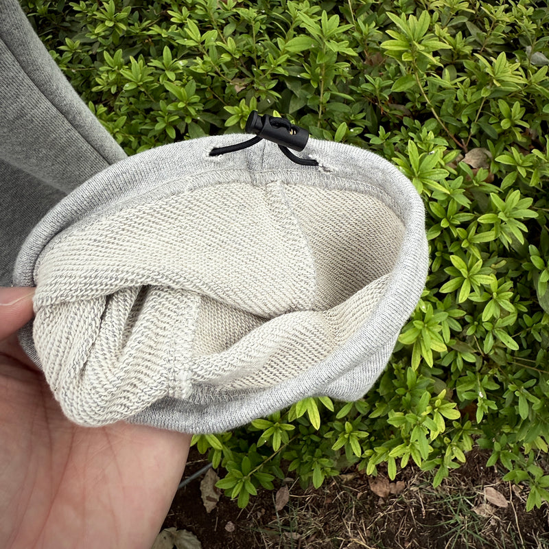 ARAKA LOGO SWEATPANTS