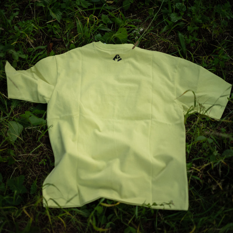 ARAKA GRAPHIC TEE (DOG TEE)