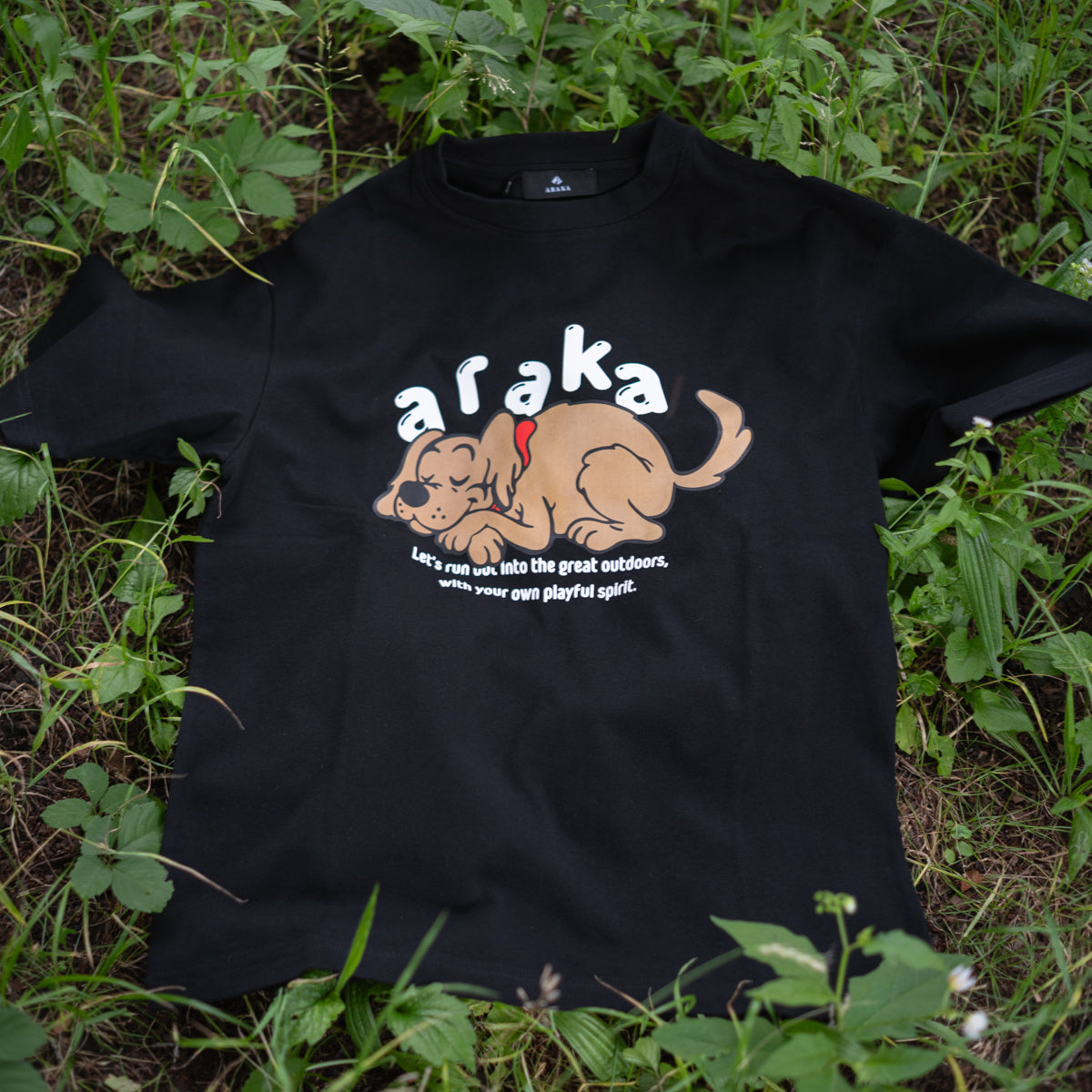 ARAKA GRAPHIC TEE (DOG TEE)