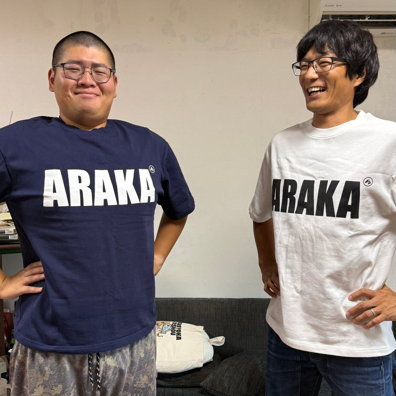 ARAKA COPYRIGHT LOGO TEE