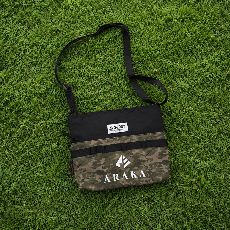 ARAKA × GERRY SACOCHE