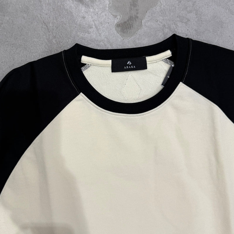 ARAKA TWO-TONE RAGLAN CREWNECK