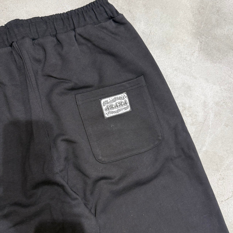 ARAKA SIGNATURE SWEAT PANTS