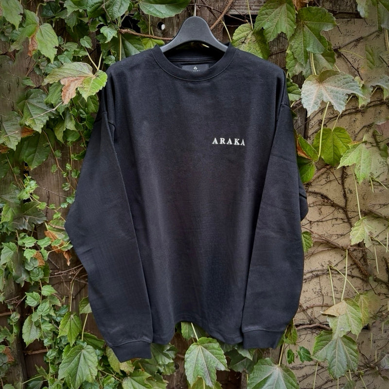 ARAKA CIRCLE LOGO LONGSLEEVE TEE