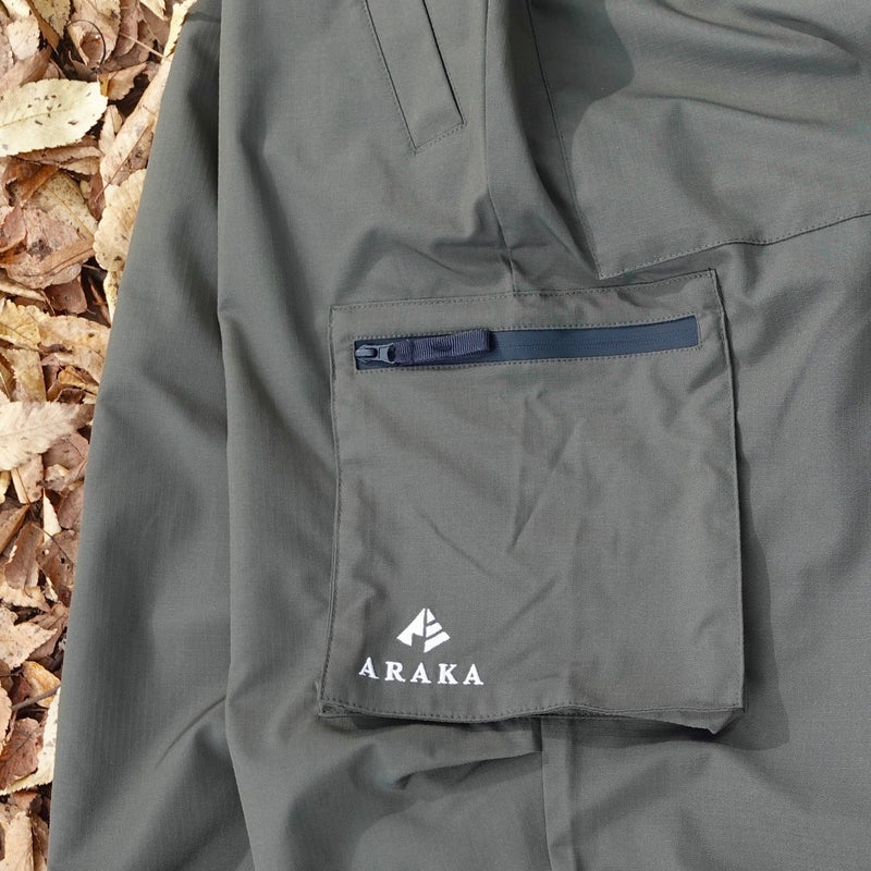 ARAKA UTILITY CARGO PANTS