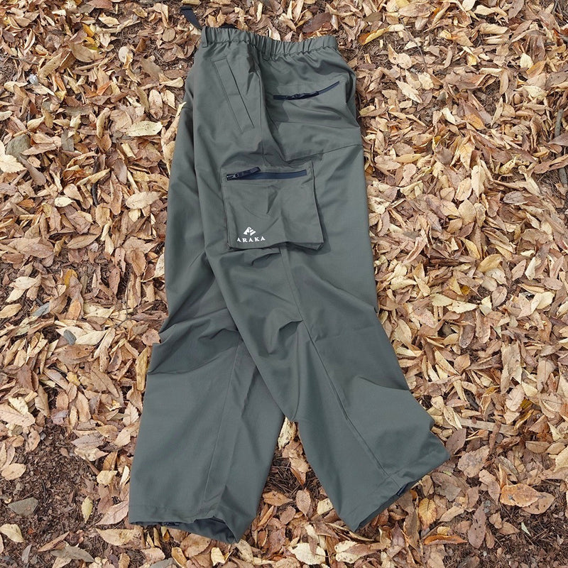 ARAKA UTILITY CARGO PANTS