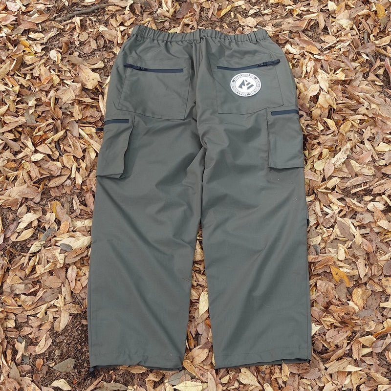 ARAKA UTILITY CARGO PANTS