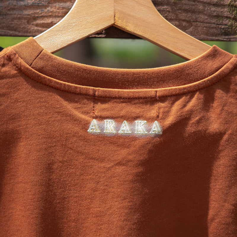 ARAKA NEON LOGO TEE