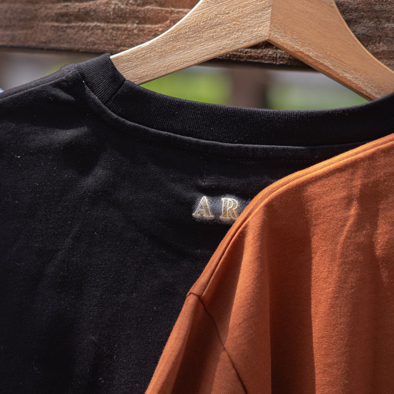 ARAKA NEON LOGO TEE