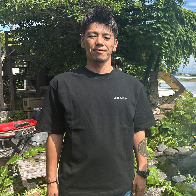 ARAKA GRAPHIC TEE (CAT TEE)