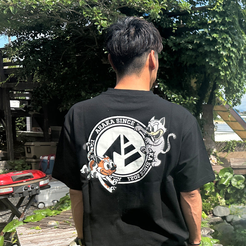 ARAKA GRAPHIC TEE (CAT TEE)