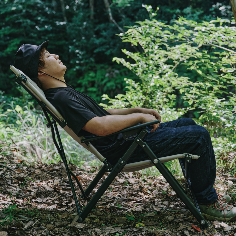ARAKA × CAPTAIN STAG RELAX CHAIR ARAKA × CAPTAIN STAG RELAX CHAIR